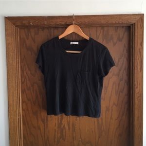 Crop tee with front pocket